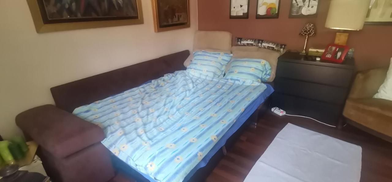 Apartman Slavuj Белград Экстерьер фото